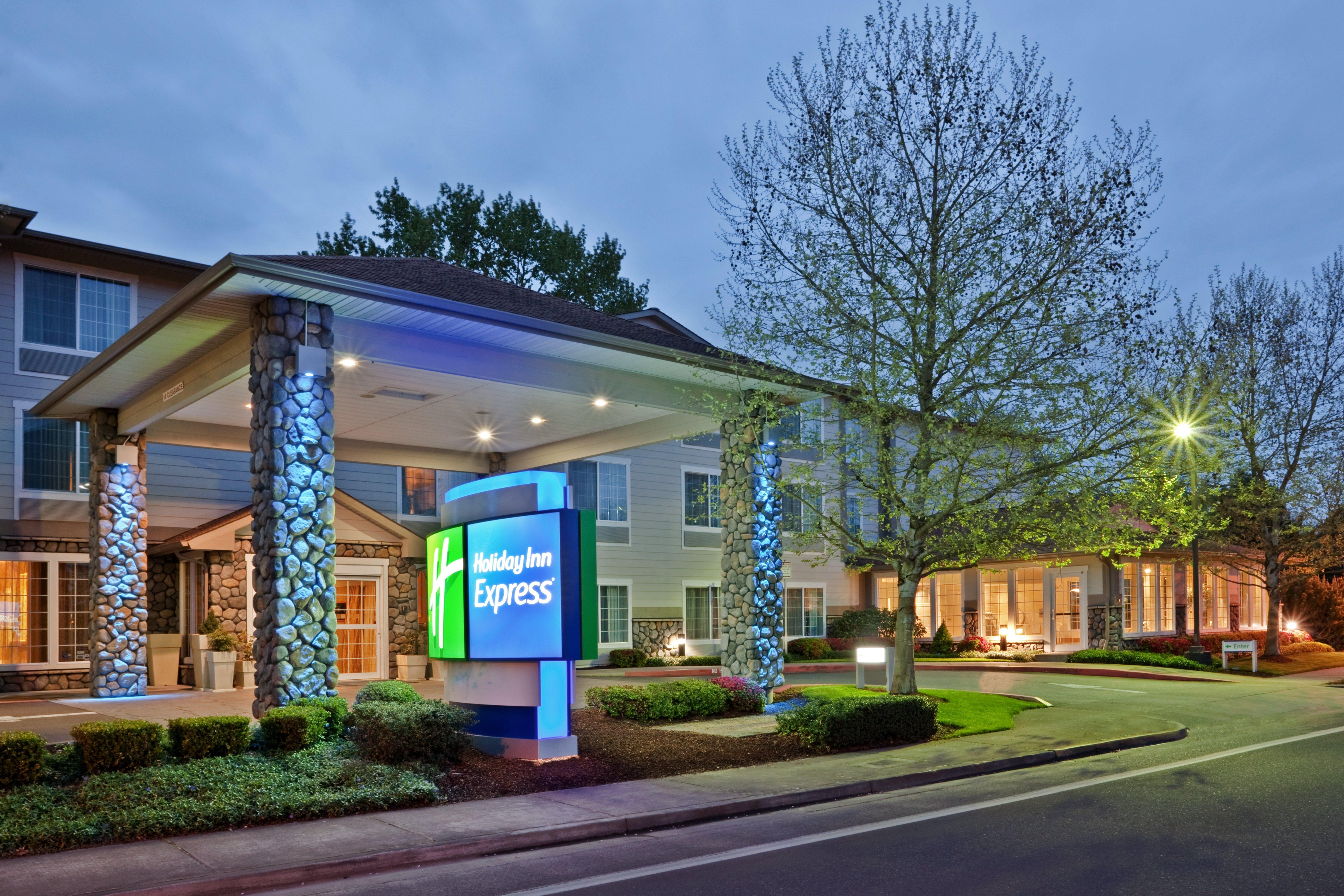 Holiday Inn Express Corvallis-On The River By Ihg Exterior foto